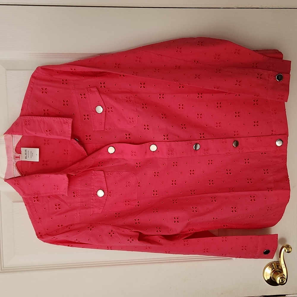 Eyelet 100% Cotton Button-Front Pink LS Shirt Jacket Shacket NWOT Size Medium